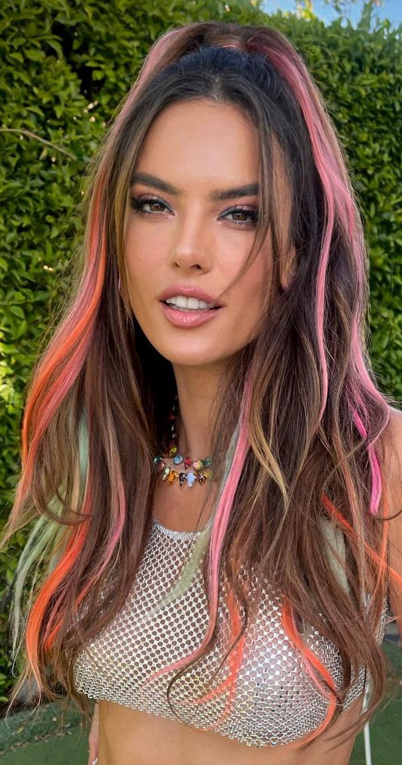 music festival hairstyles, messy waves, space buns, top knot hairstyles, festival hairstyles for short hair, festival hairstyles for long hair, rock festival hairstyles, festival hairstyles easy, festival hairstyles for thin hair, festival hairstyles for medium hair, festival hairstyles