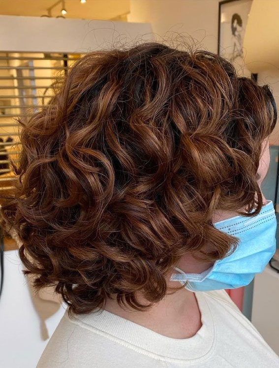 20 Romantic Curly Bob haircuts : Dark Caramel Big Curls