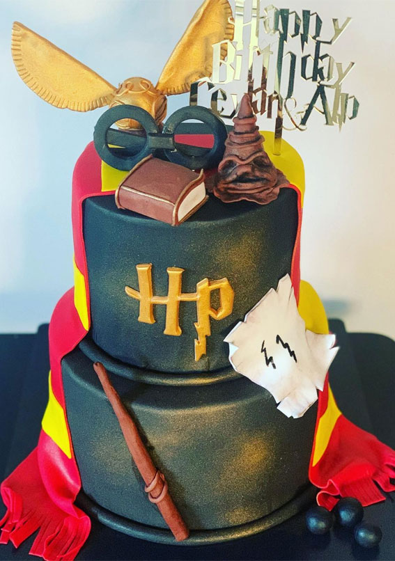 40 The Magical Harry Potter Cake Ideas : Dark Harry Potter Cake