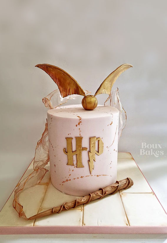 40 The Magical Harry Potter Cake Ideas : Simple Pink Cake