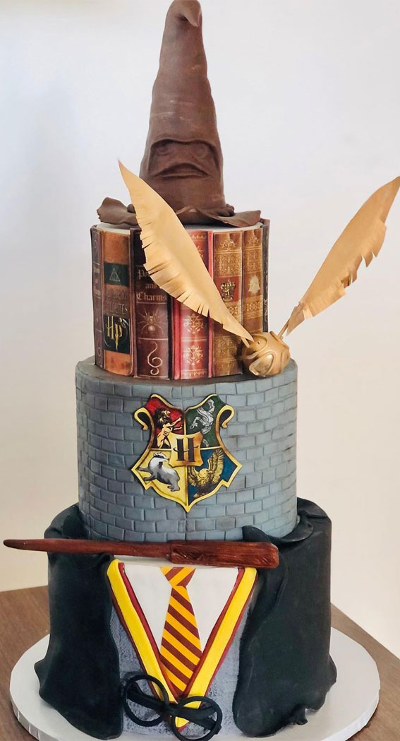 40 The Magical Harry Potter Cake Ideas : Harry Potter 4 Tiers
