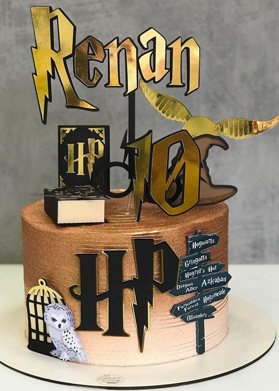 40 The Magical Harry Potter Cake Ideas : Ombre Golden Brown Cake