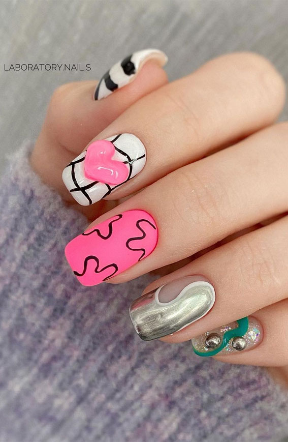 50+ Fresh Summer Nail Designs : Pink Heart & Squiggle Lines