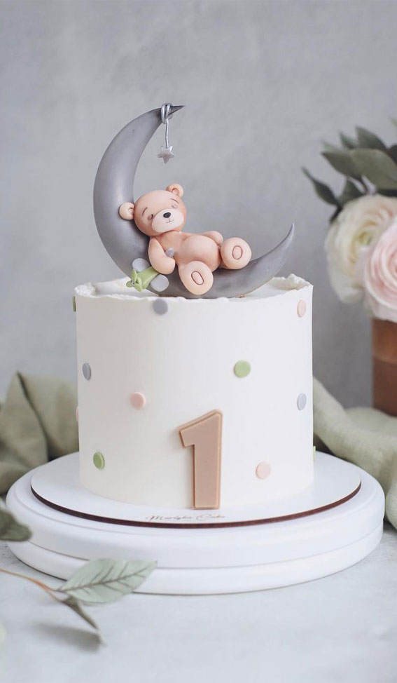 45 Cake Ideas to Remember for Baby’s First Milestone : Sleepy Teddy Bear