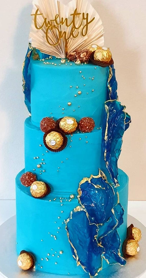 Celebrating 21 Years of Life with these Cake Ideas : Blue Ocean Inspired Three Tier Cake