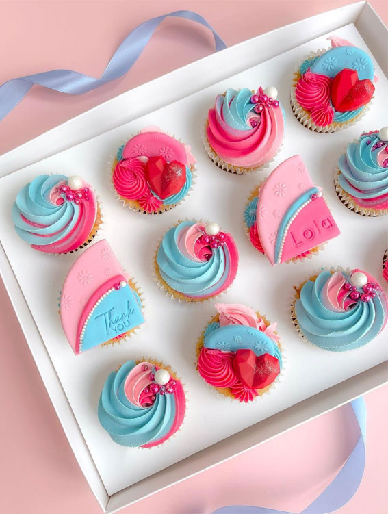 40 Sweet Temptations Irresistible Cupcake Creations : Blue & Pink Sugar Letter Embossers