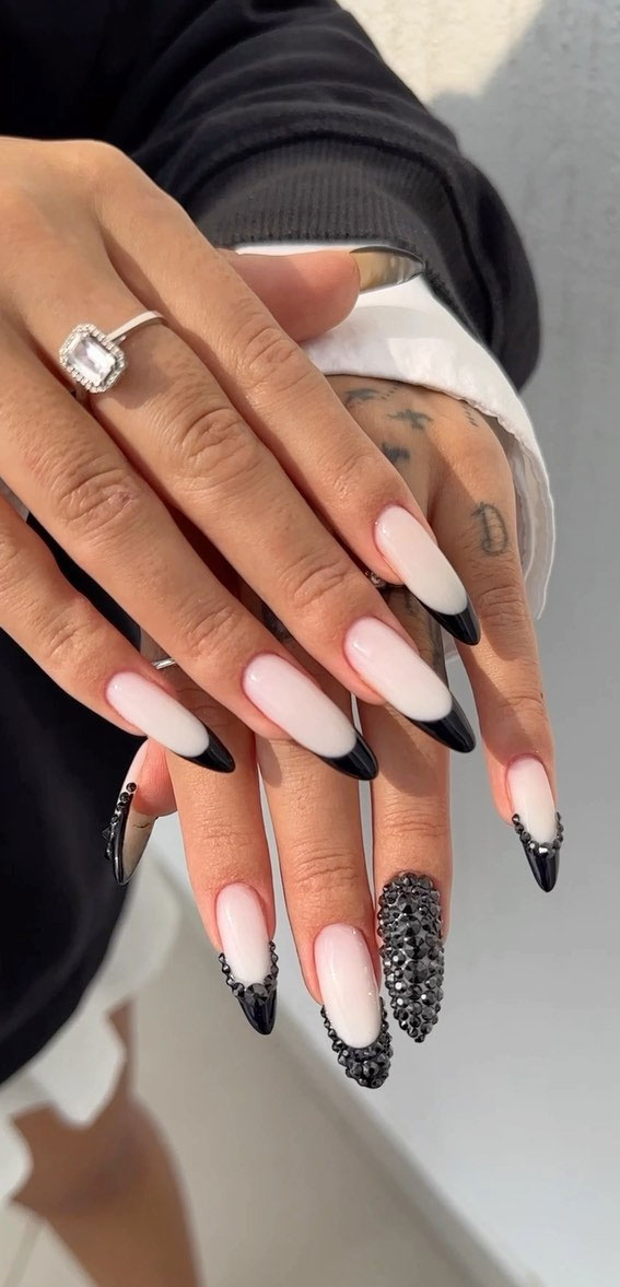 black french tips, french tip nails, french manicure, modern french tips, french nails, french colored tips