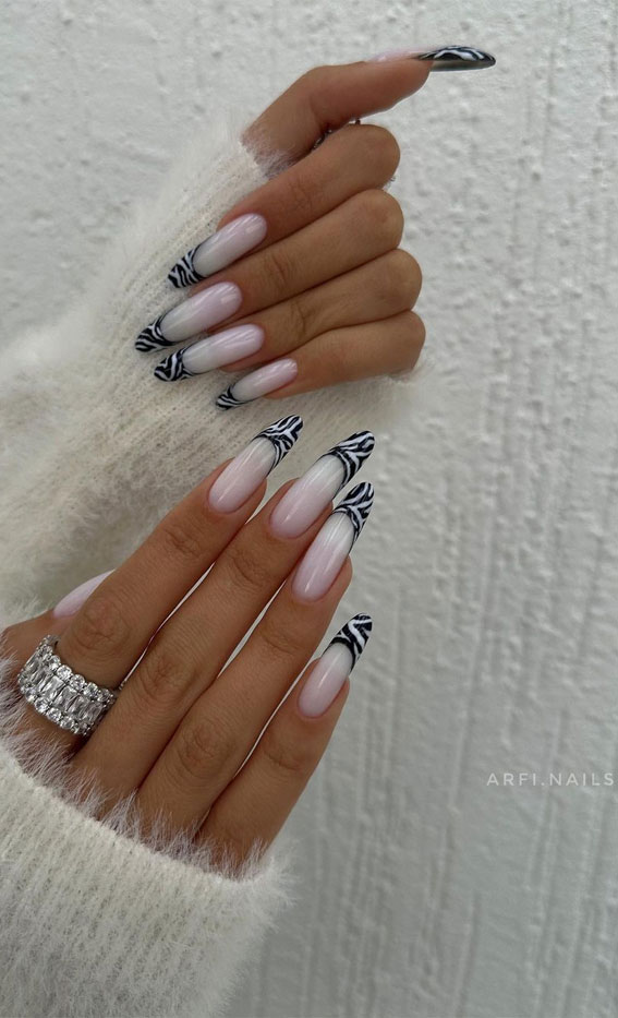french tips, french tip nails, french manicure, modern french tips, french nails, french colored tips