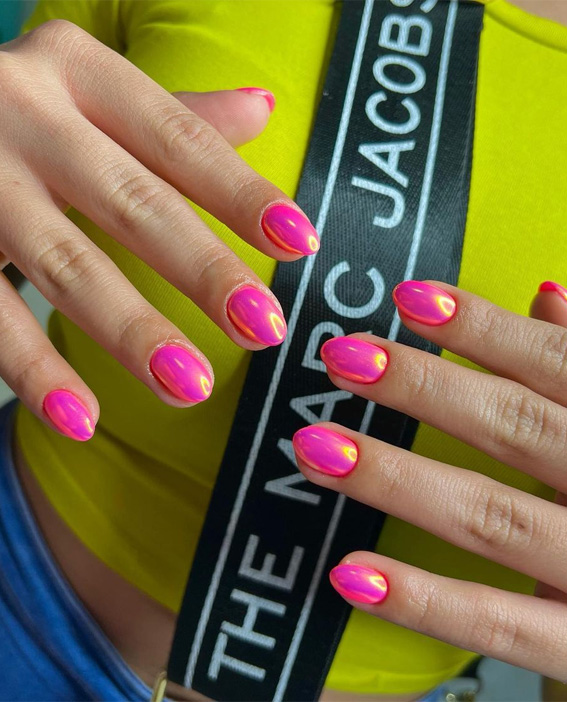 25 Hot Pink Vibrant Nails for Modern Women : Chrome Hot Pink Short Nails