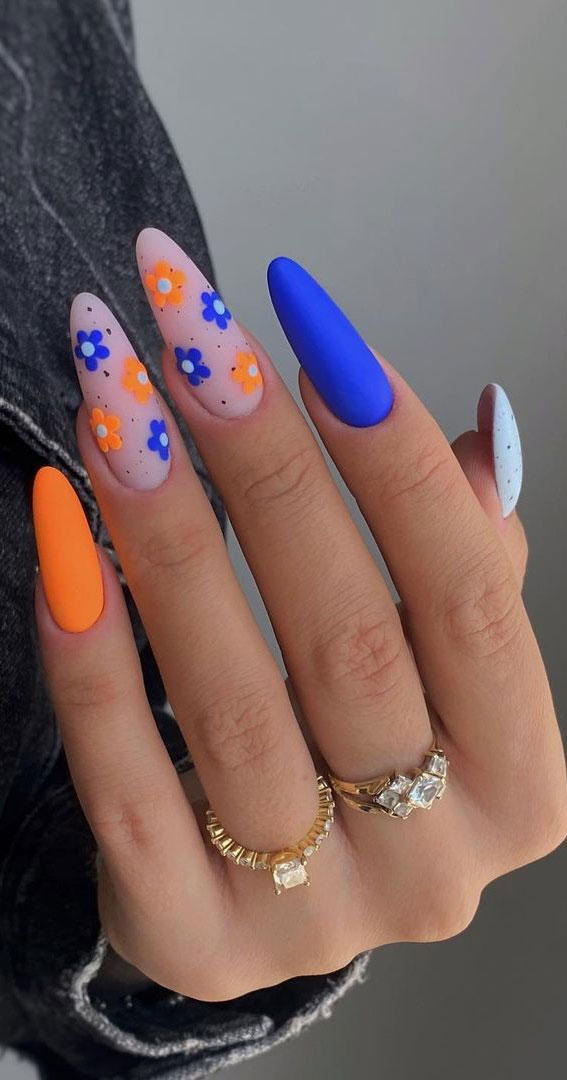 30 Light up Your Nails with Electric Energy for Summer : Electric Blue & Orange Nails