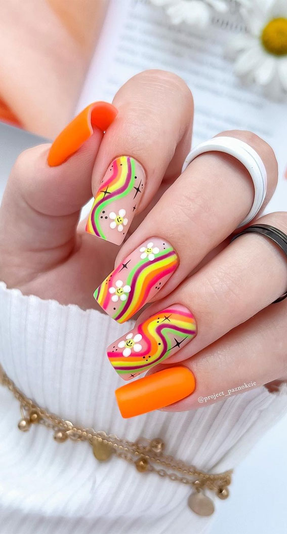 Embrace the Warmth with Radiant Summer Nails : Groovy Vibrant Nails