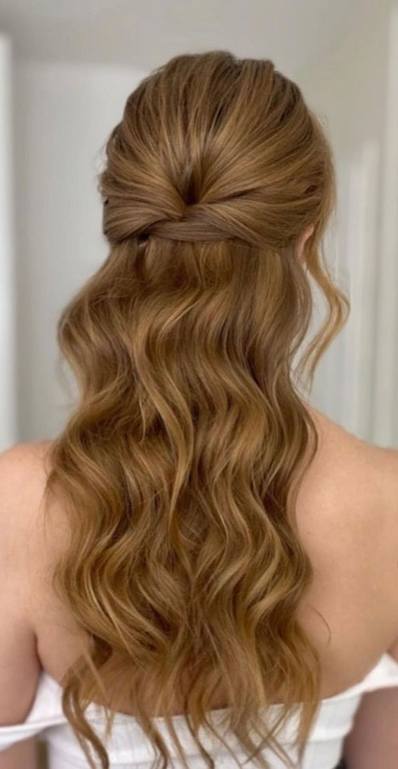 50+ Classic Wedding Hairstyles That Never Go Out of Style : Bronde Hair Halfup