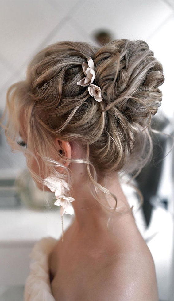 50+ Classic Wedding Hairstyles That Never Go Out of Style : Textured ...