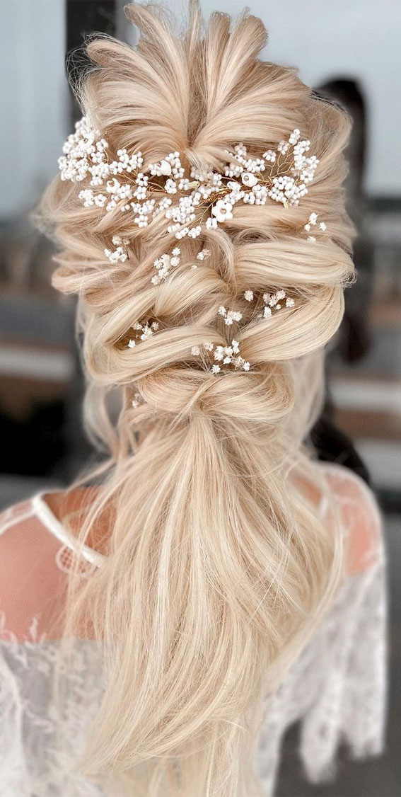 30 Glamorous Braids To Make a Statement on Your Big Day : Chunky Loose Braid Ponytail