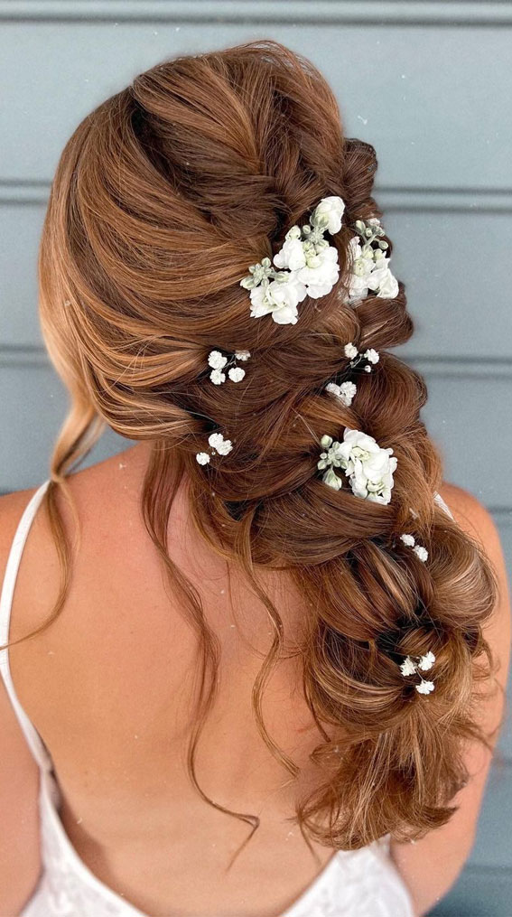 30 Glamorous Braids To Make a Statement on Your Big Day : Cascading Loose Braid