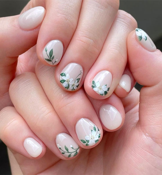 22 Gorgeous Bridal Nail Ideas for Your Big Day : Floral Tips Bridal Nail Art