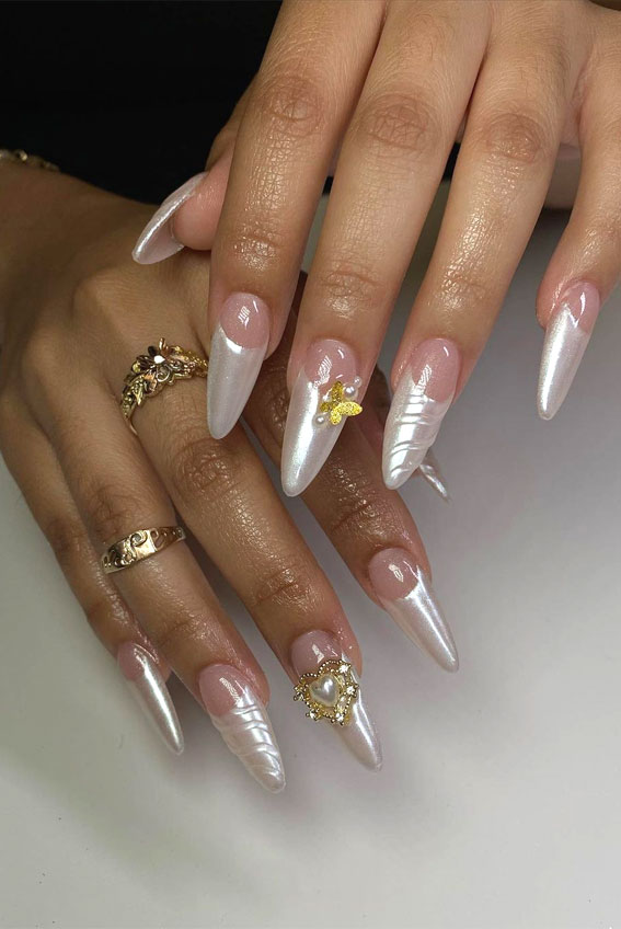 22 Gorgeous Bridal Nail Ideas for Your Big Day : Dainty Pearl Nails