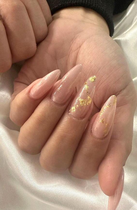 22 Gorgeous Bridal Nail Ideas for Your Big Day : Gold Foil Encapsulated Nude Nails