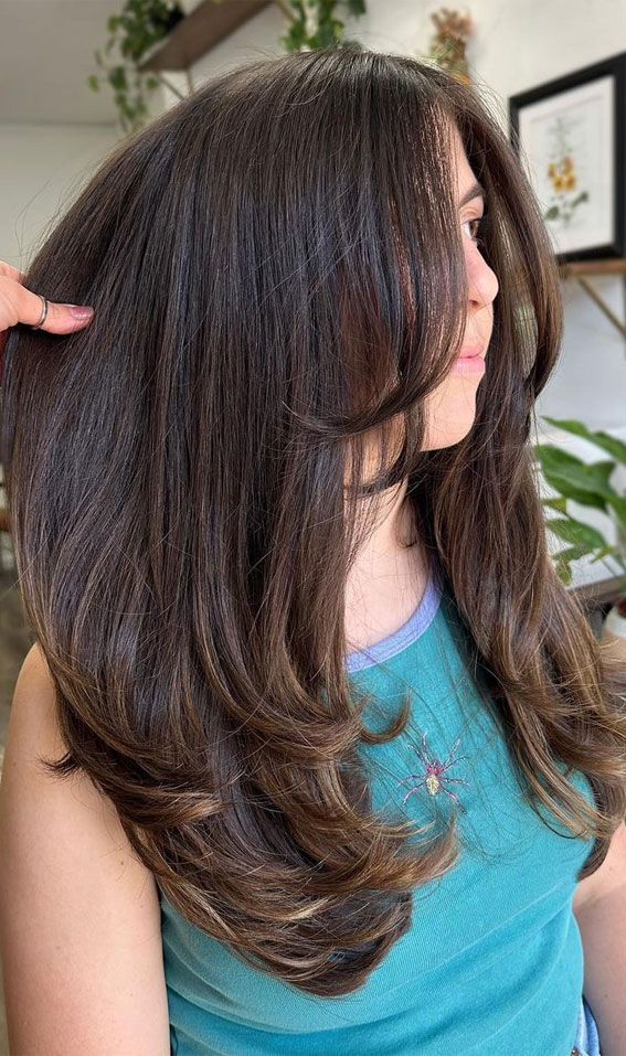 Long Layered Haircuts, Choppy layers long hair, long wolf cut layers, Front layered haircuts for long hair, Short layers on long hair, 2 layered haircut for long hair, medium layered haircuts, types of layered haircuts, haircuts for long straight hair, long hairstyles for women