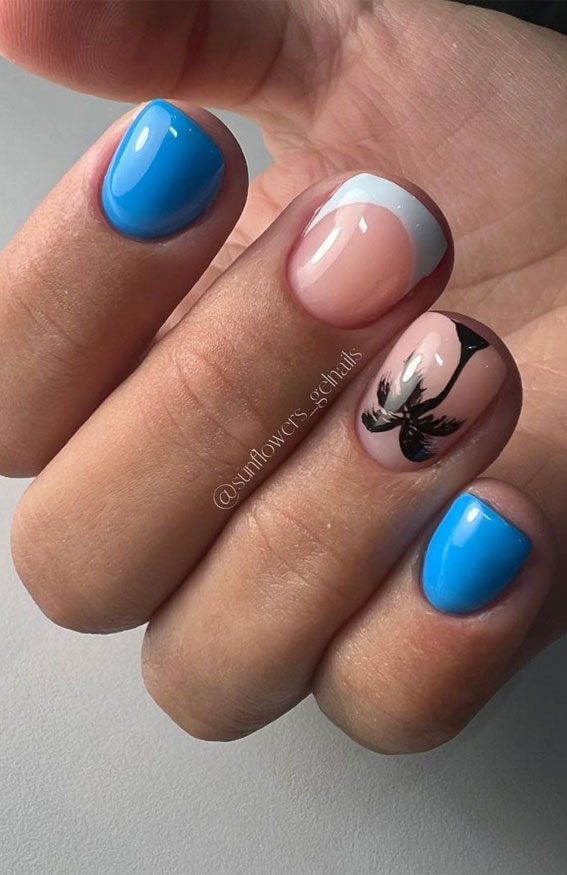 50 Rock Your Style with Trendy Nail Designs : Palm Tree & White French Short Nails