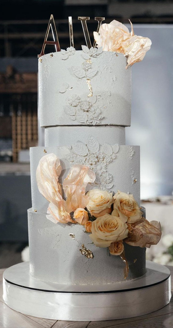 50 Romantic Wedding Cakes Love’s Sweet Symphony : Floral Embossed Grey Concrete Cake