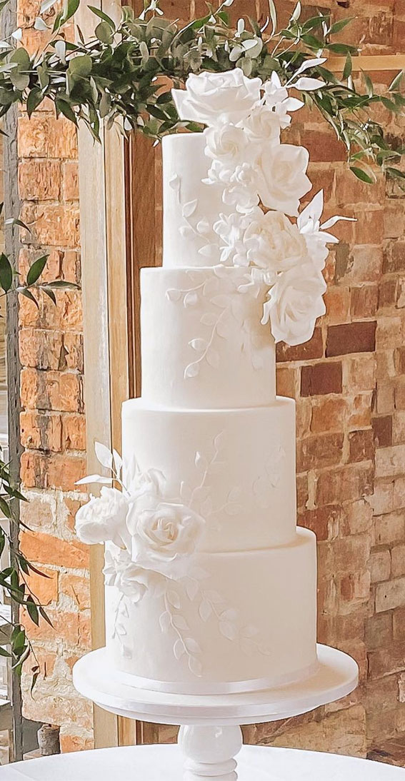 50 Romantic Wedding Cakes Love’s Sweet Symphony : White on White Wedding Cake