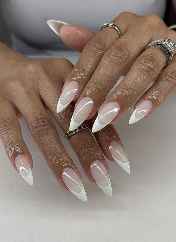 54 French Tip Nails To Make in 2023