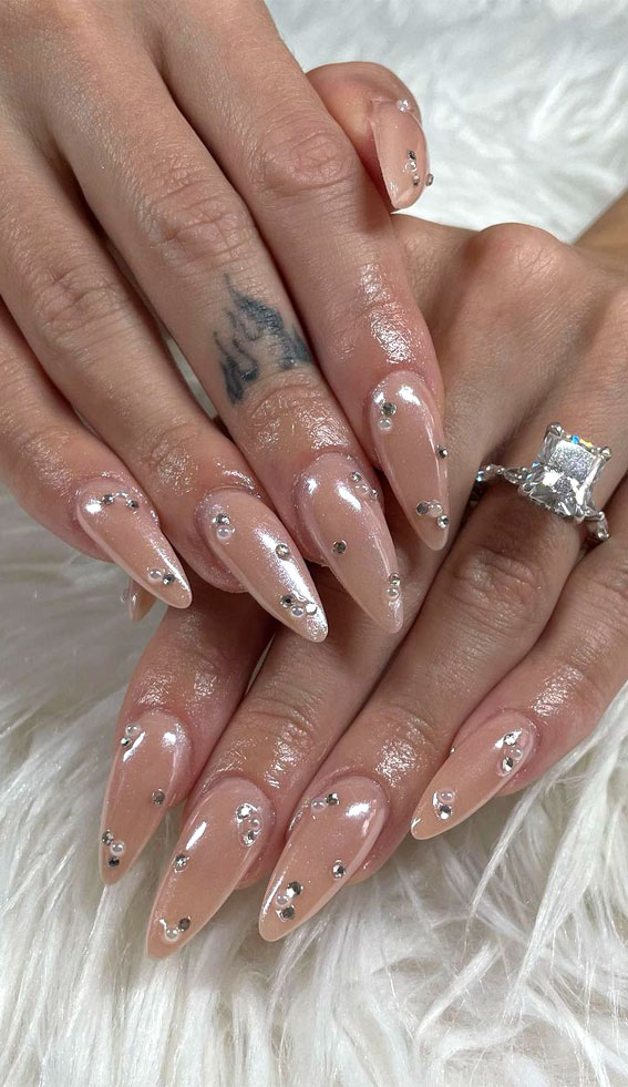 22 Gorgeous Bridal Nail Ideas for Your Big Day : Nude Nails with Silver Pearls