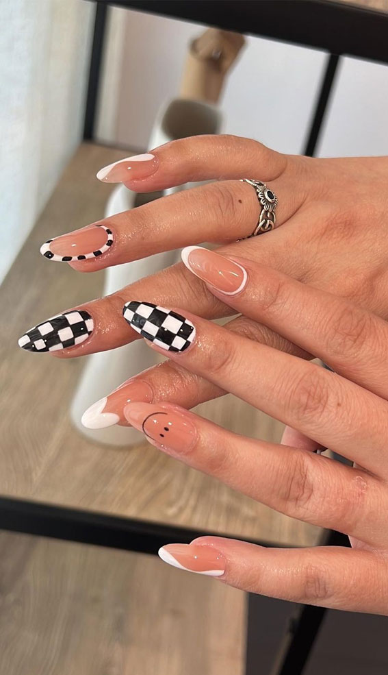 Embrace Autumn with Stunning Nail Art Ideas : Pick n Mix Black and White Nails