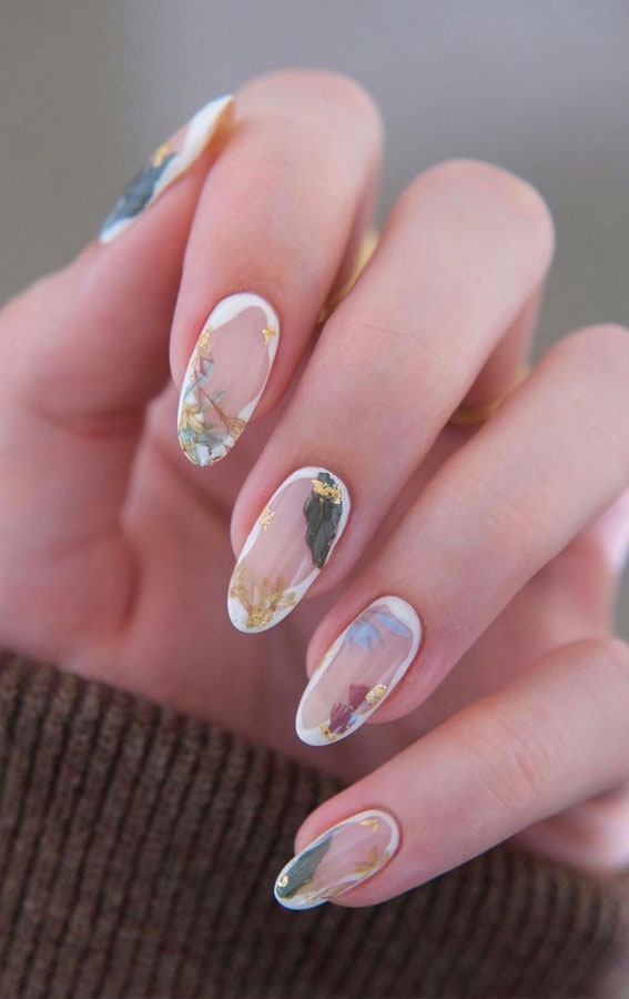 Embrace Autumn with Stunning Nail Art Ideas : Elegance Fall Nails