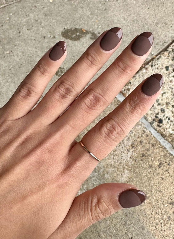 Embrace Autumn with Stunning Nail Art Ideas : Matte & Glossy Chocolate Brown Nails