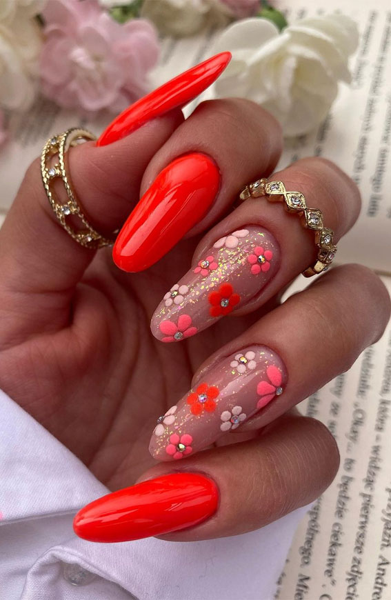 Chic Summer Nail Ideas Embrace the Season with Style : Floral Coral Nails