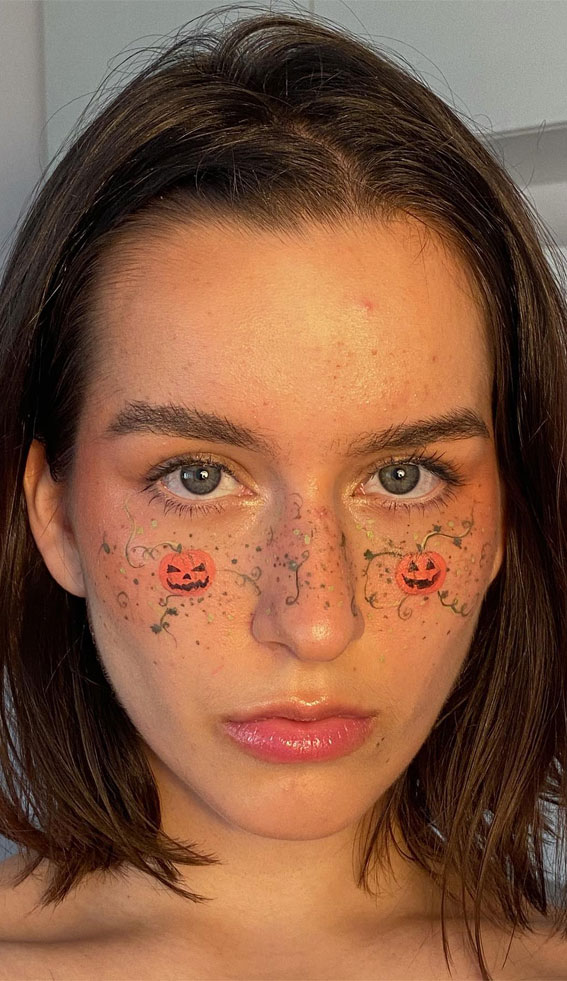 Creative Halloween Makeup Looks : Jack-O-Lantern Freckles