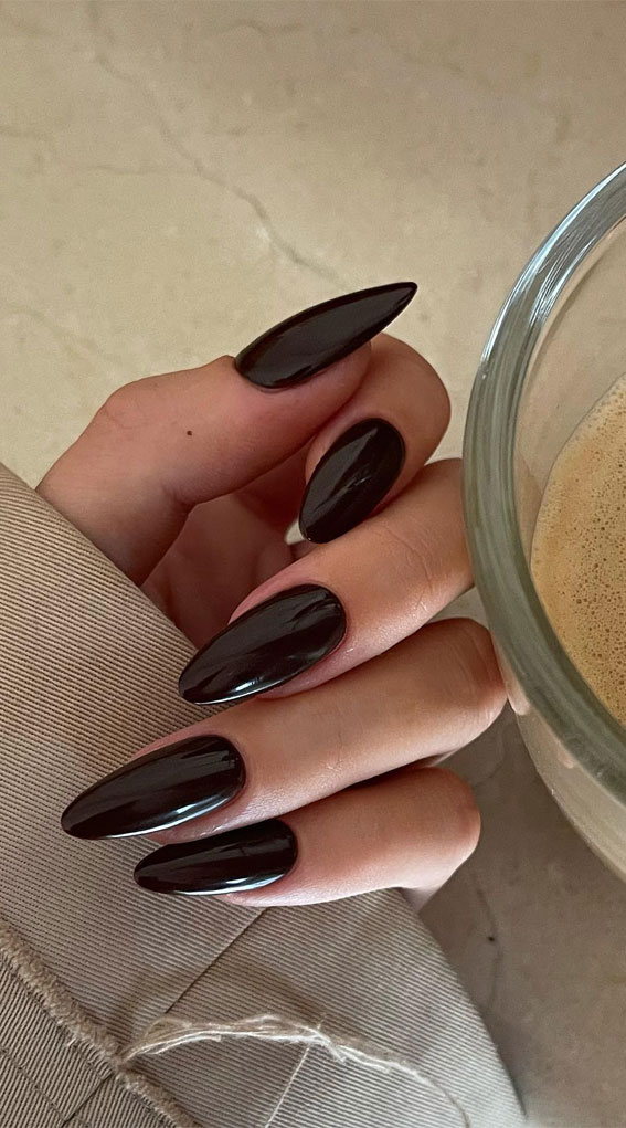 Embrace Autumn with Stunning Nail Art Ideas : Shades of Coffee Bean Nails