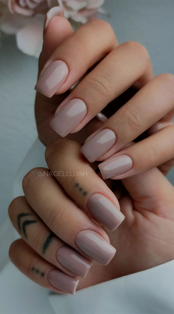 Embrace Autumn with Stunning Nail Art Ideas : Soft Simple Nude Nails