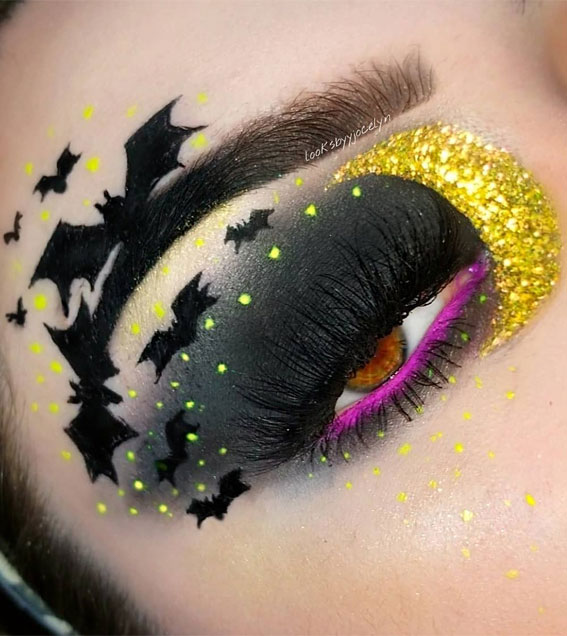 Creative Halloween Makeup Looks : Glitter Glowing Crescent Moon + Bats