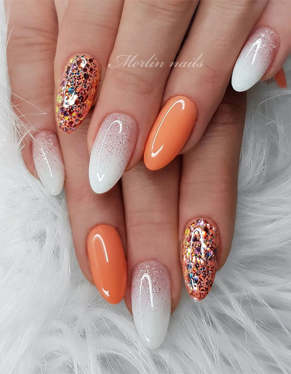 50 Gorgeous Fall Nails That're Perfect For Thanksgiving : Smokey Ombre + Loose  Glitter Nails