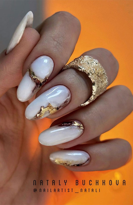 Thanksgiving Nail Art Delights : Gold Marble White Almond Nails