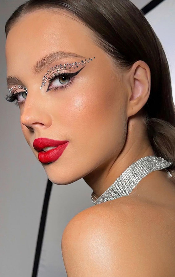 Radiant Festivity Makeup Looks for the Holiday Season : Rhinestone Eye Makeup + Red Lips