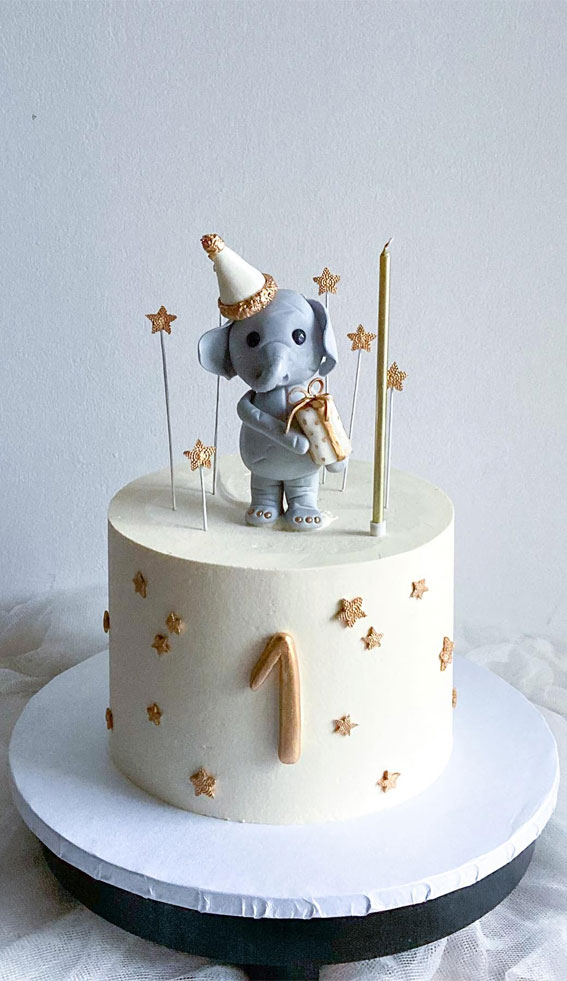 50+ Delightful 1st Birthday Cake Ideas for “Sweet Beginnings” : Little Stars & Elephant