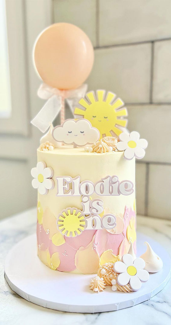 50+ Delightful 1st Birthday Cake Ideas for “Sweet Beginnings” : Sunny Little Cake