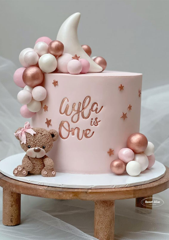 50+ Delightful 1st Birthday Cake Ideas for “Sweet Beginnings” : Crescent Moon & Sweet Baby Bear