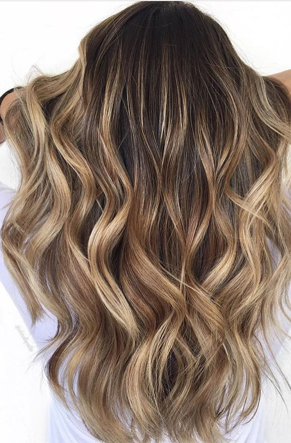 50+ Captivating Hair Colors for the Chilly Season : Cinnamon Roll