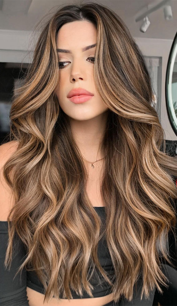 winter hair color, mulled wine hair color, burgundy hair color, winter hair colors 2023, Winter hair color for brunettes, Winter hair color for blondes, Winter hair color for black hair, winter hair colors for fair skin, 