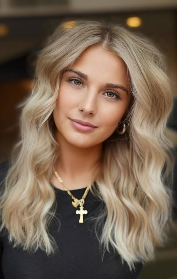 50+ Captivating Hair Colors for the Chilly Season : Barbie Blonde