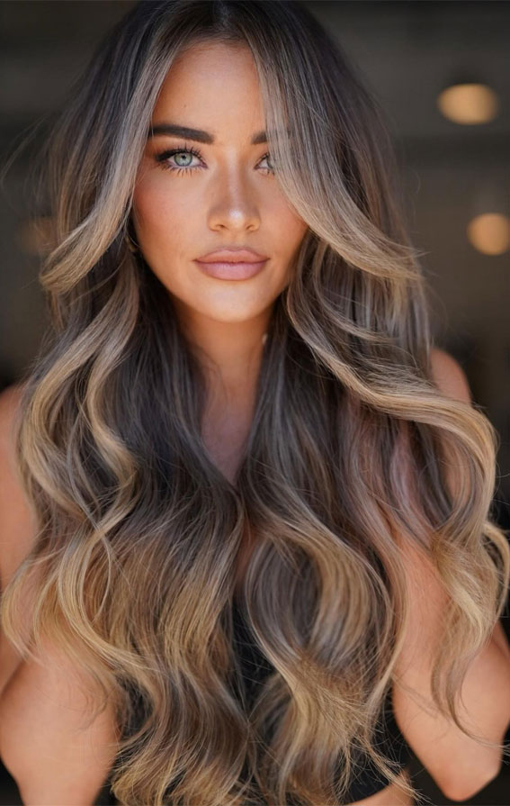 50+ Captivating Hair Colors for the Chilly Season : Beige Blonde Balayage