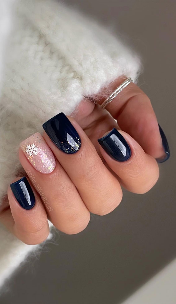 Festive Elegance in Christmas Nail Art : Snowflake Dark Blue Nails