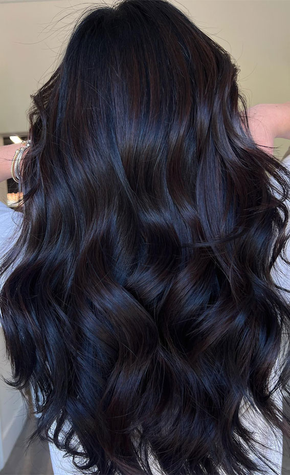 Winter Enchantment Hair Colours To Embrace The Season : Rich Chocolate