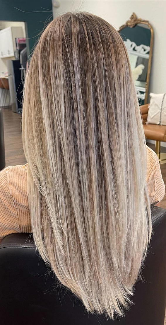 Winter Enchantment Hair Colours To Embrace The Season : Icy Blonde