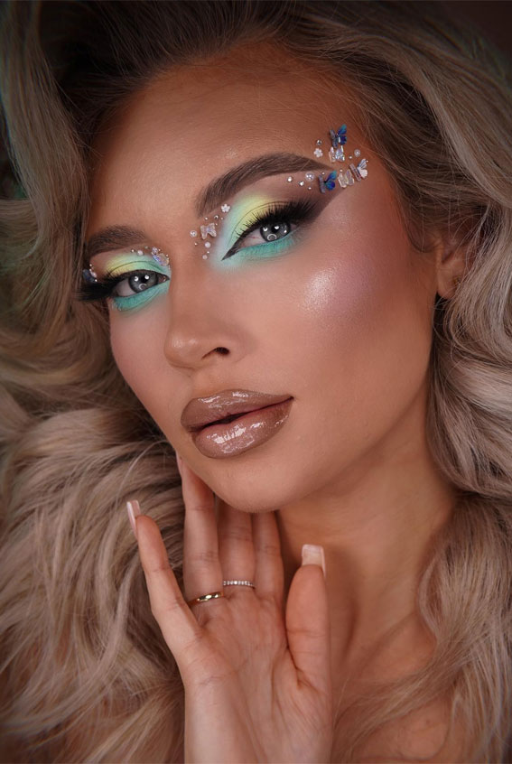 35 Festival-Ready Makeup Inspirations : Butterfly & Pastel Dreams
